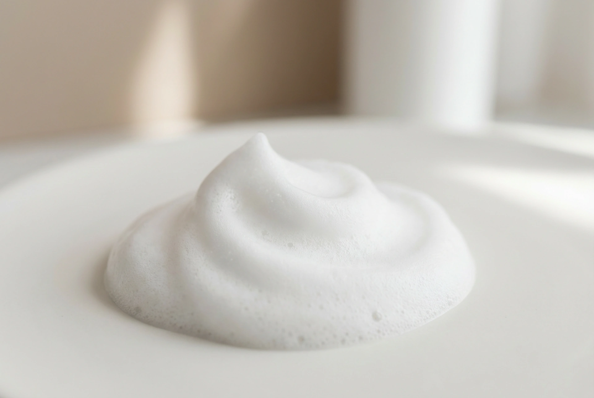 Ansigtsrenseskum: Hvornår og hvordan skal du bruge det