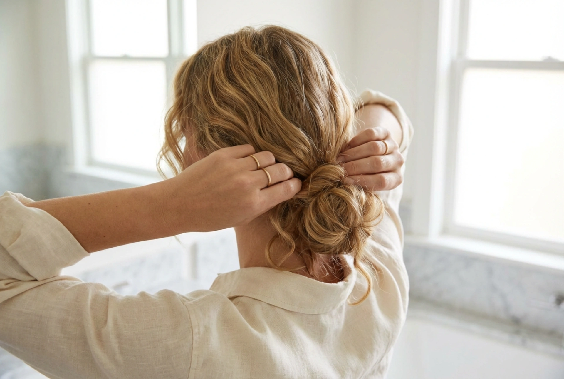 Hverdagsstyling: Nem frisure til halvlangt hår i få trin