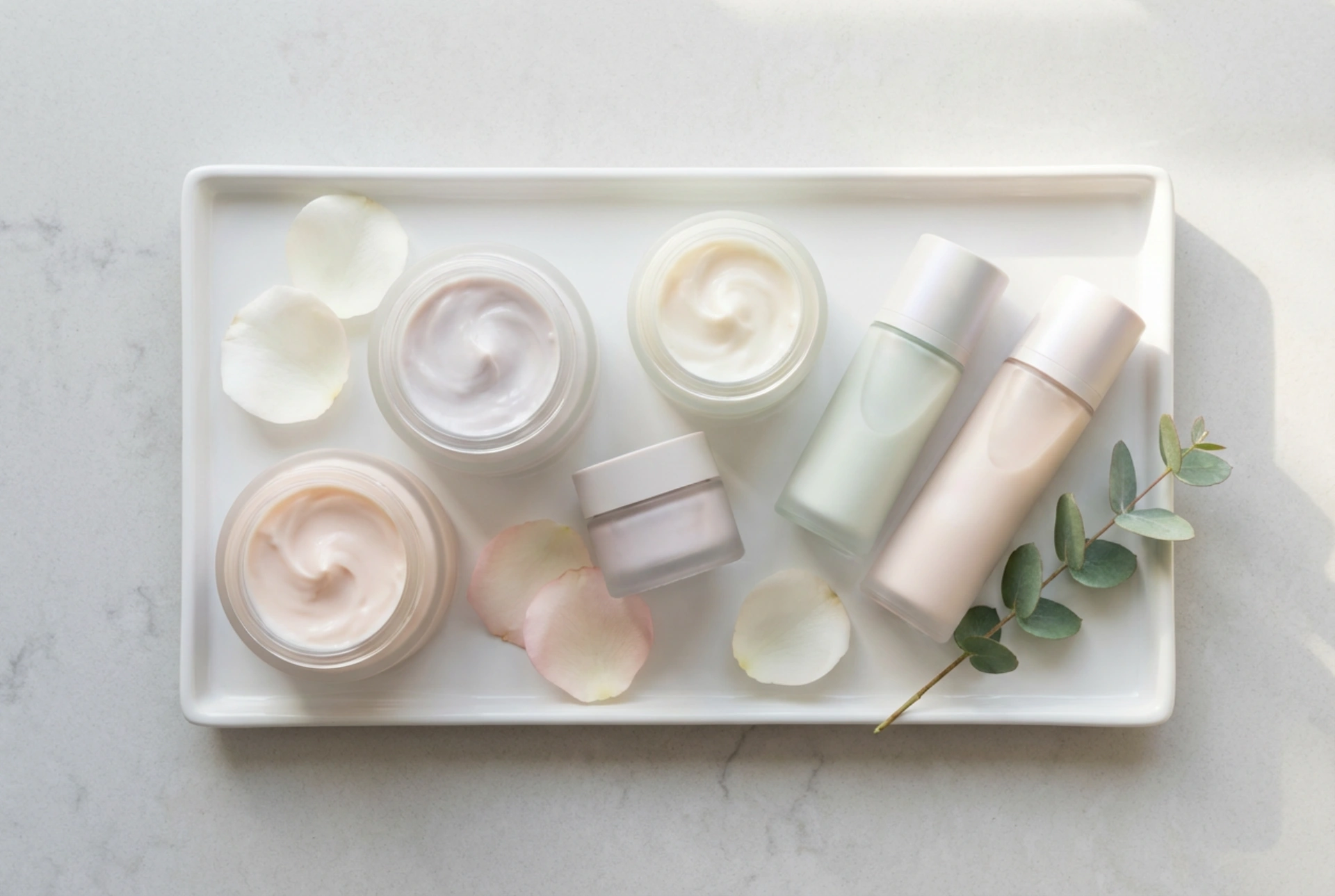 Langtidsholdbare duftende bodylotions: duftlagdeling og hudpleje
